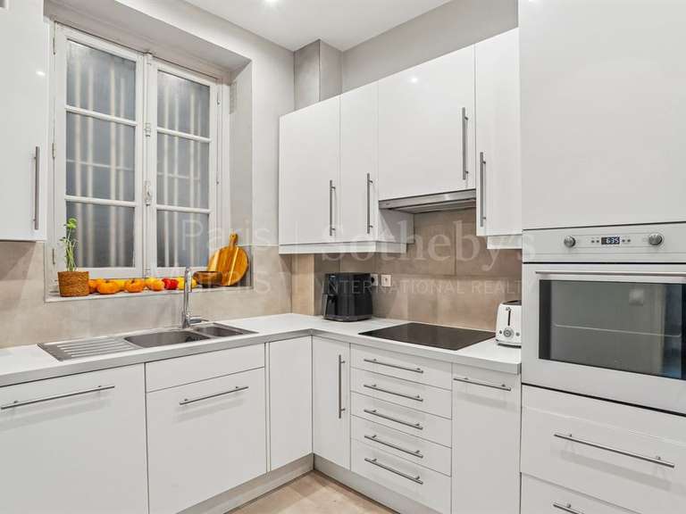 Appartement Paris 3e - 3 chambres - 110m²