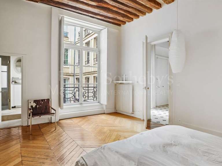 Appartement Paris 3e - 3 chambres - 110m²