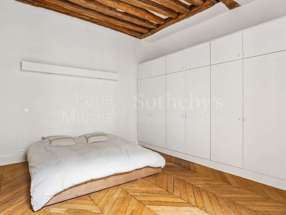 Apartment Paris 3e