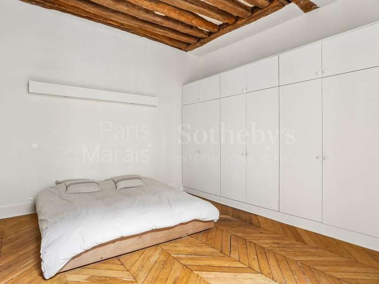 Appartement Paris 3e - 3 chambres - 110m²