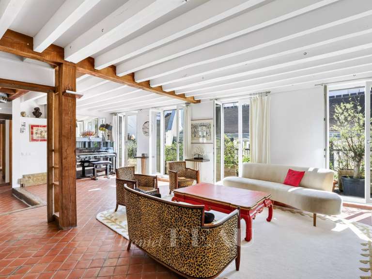 Appartement Paris 3e - 4 chambres - 199m²