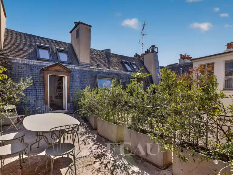 Appartement Paris 3e - 4 chambres - 199m²