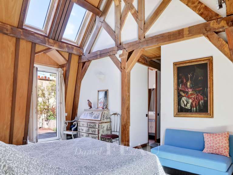 Appartement Paris 3e - 4 chambres - 199m²