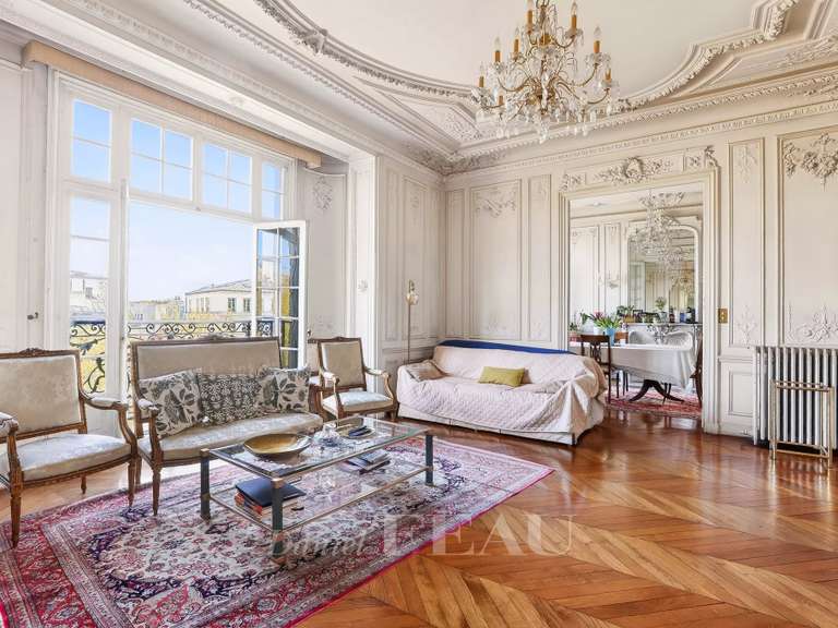 Appartement Paris 3e - 5 chambres - 218m²