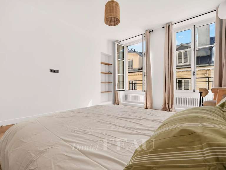 Appartement Paris 3e - 2 chambres - 97m²