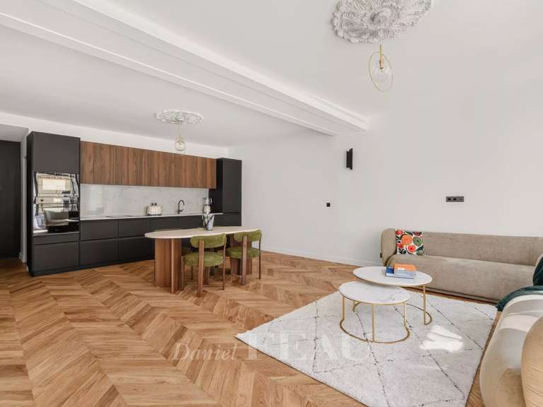 Appartement Paris 3e - 2 chambres - 97m²