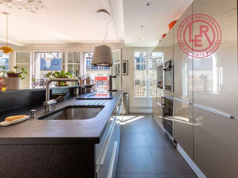 Appartement Paris 3e - 3 chambres - 106m²