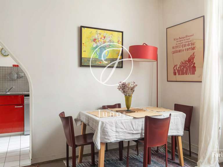 Appartement Paris 3e - 2 chambres - 66m²
