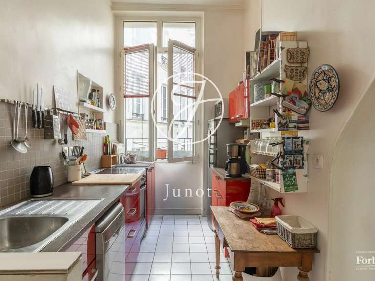 Appartement Paris 3e - 2 chambres - 66m²