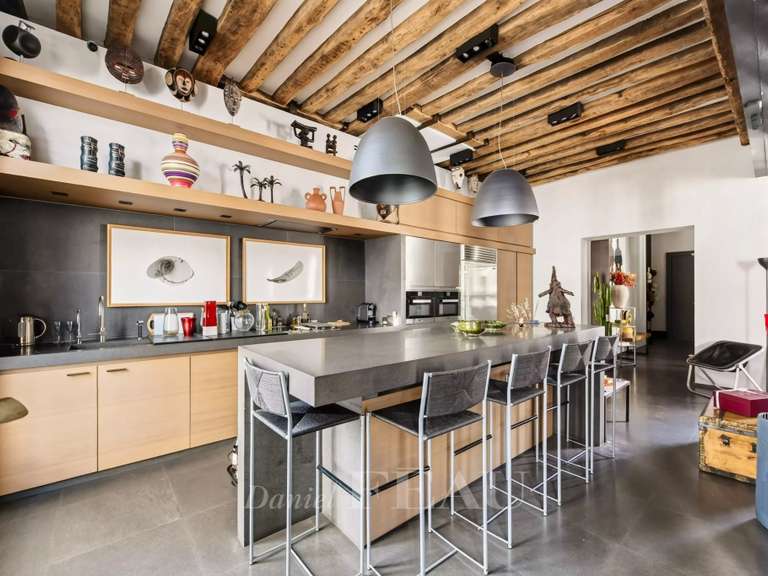 Appartement Paris 3e - 2 chambres - 191m²