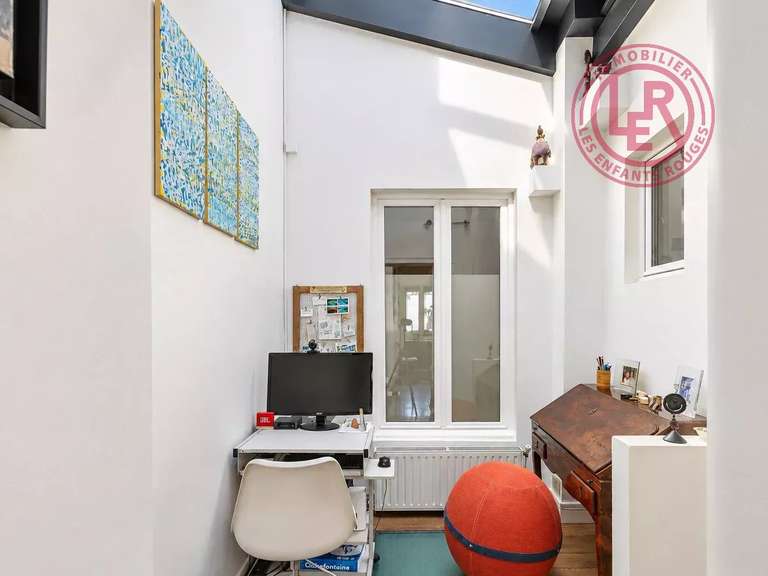 Appartement Paris 3e - 2 chambres - 90m²