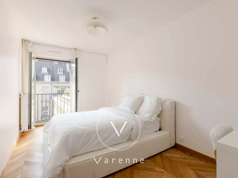 Appartement Paris 3e - 2 chambres - 123m²