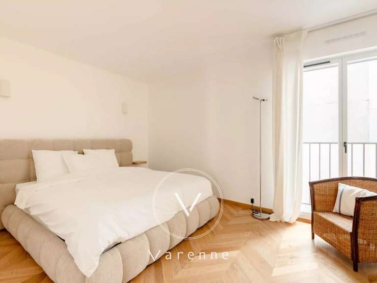Appartement Paris 3e - 2 chambres - 123m²