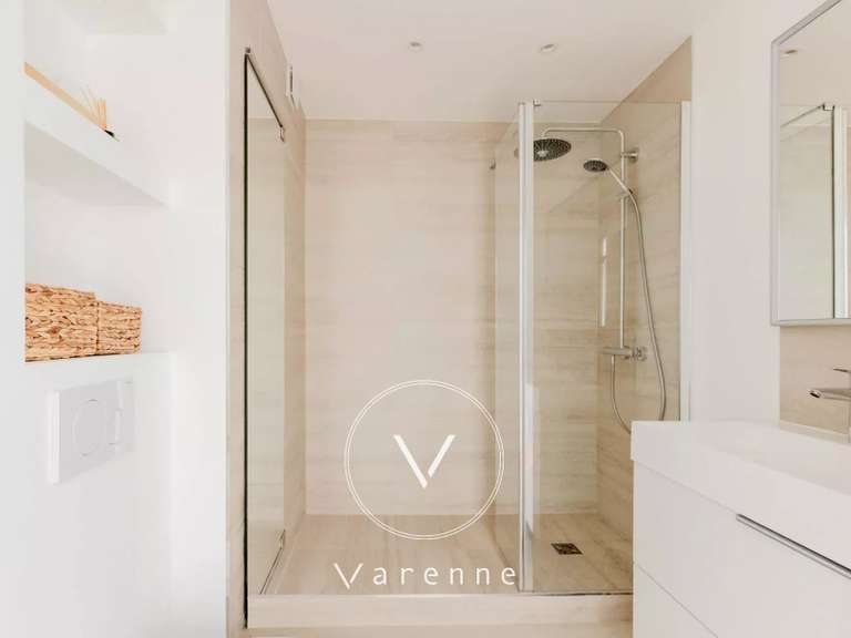 Appartement Paris 3e - 2 chambres - 123m²