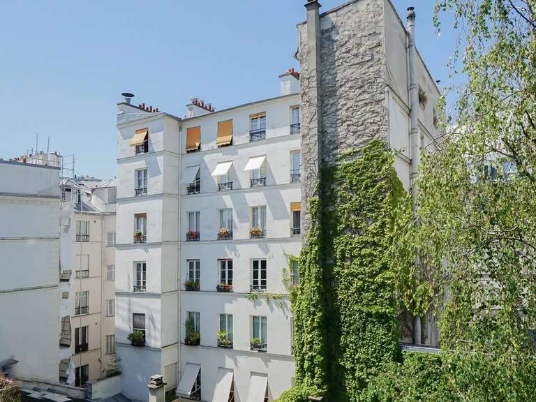 Appartement Paris 3e - 1 chambre - 101m²