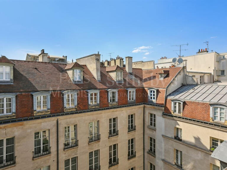 Sale Apartment Paris 4e - 4 bedrooms