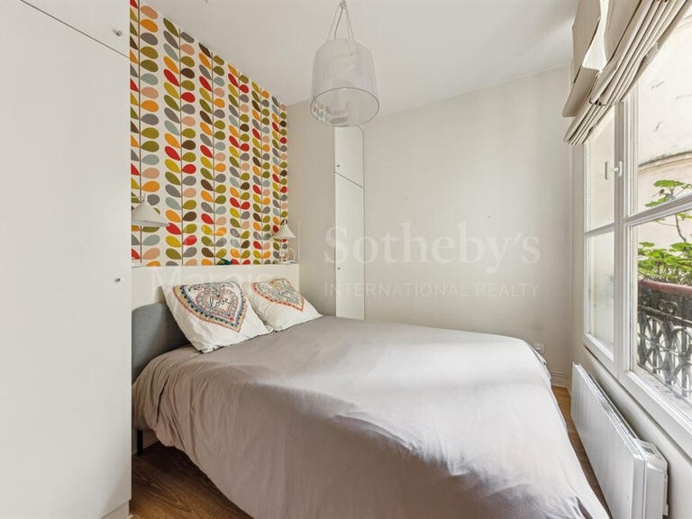 Appartement Paris 4e - 2 chambres - 75m²