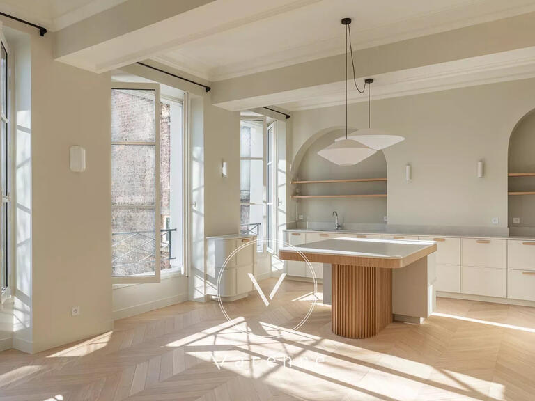 Appartement Paris 4e - 1 chambre - 72m²