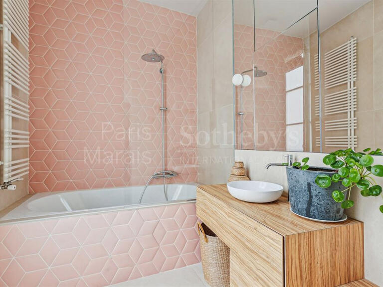 Appartement Paris 4e - 3 chambres - 114m²