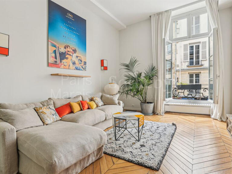 Appartement Paris 4e - 3 chambres - 114m²