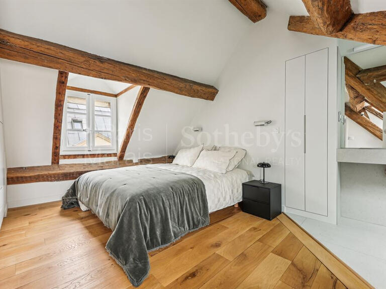 Appartement Paris 4e - 2 chambres - 85m²