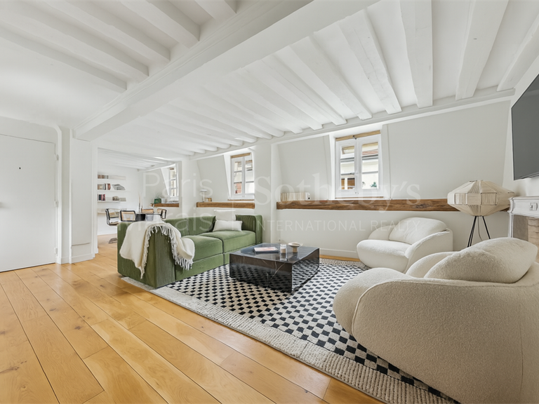Appartement Paris 4e - 2 chambres - 85m²