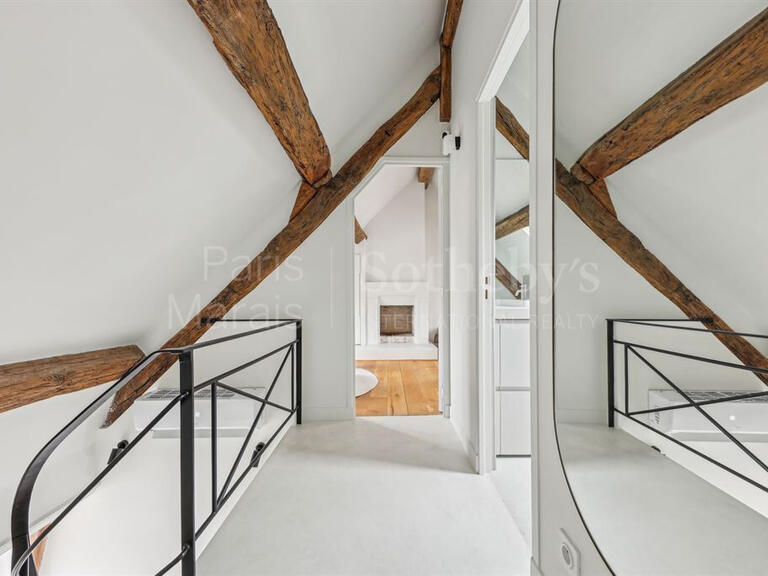 Appartement Paris 4e - 2 chambres - 85m²