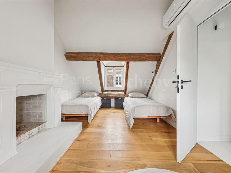 Appartement Paris 4e - 2 chambres - 85m²