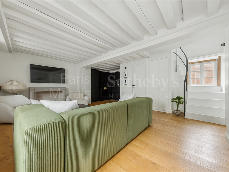Appartement Paris 4e - 2 chambres - 85m²