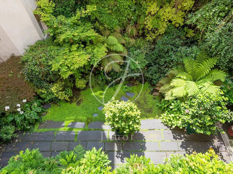 Apartment Paris 4e - 5 bedrooms - 343m²