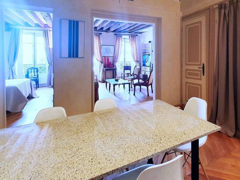 Appartement Paris 4e - 1 chambre