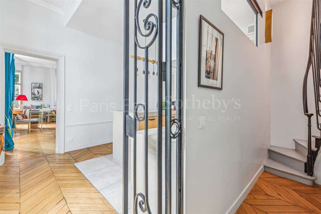Apartment Paris 4e