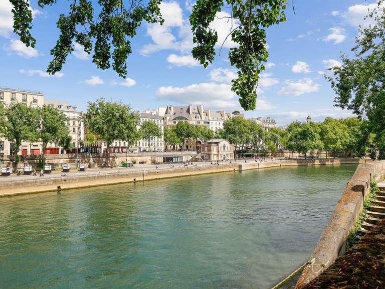 Appartement Paris 4e - 3 chambres - 95m²