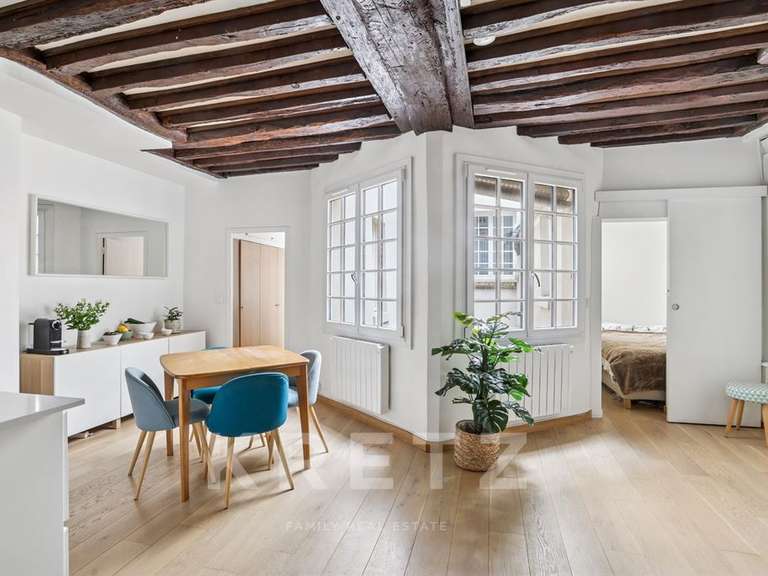 Appartement Paris 4e - 1 chambre - 42m²
