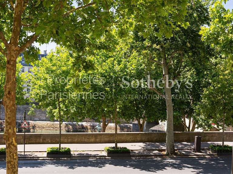 Appartement Paris 4e - 2 chambres - 100m²