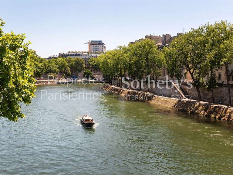 Appartement Paris 4e - 2 chambres - 100m²