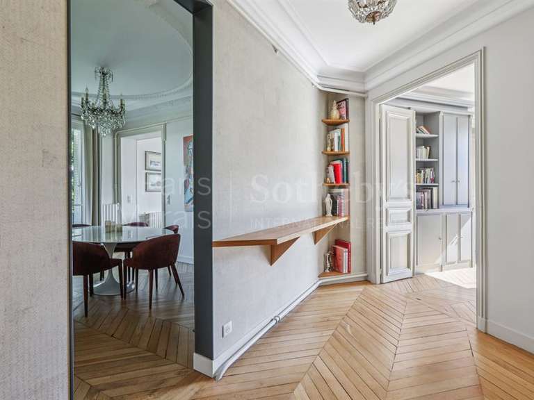 Appartement Paris 4e - 4 chambres - 143m²