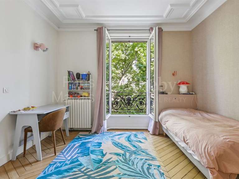 Appartement Paris 4e - 4 chambres - 143m²