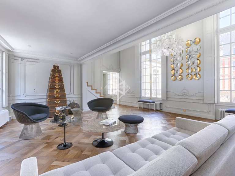 Appartement Paris 4e - 2 chambres - 155m²