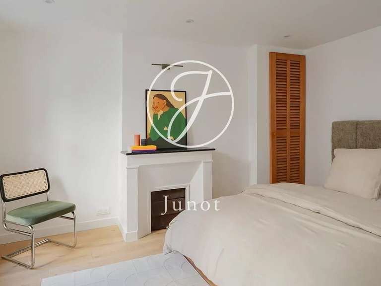 Appartement Paris 4e - 1 chambre - 63m²