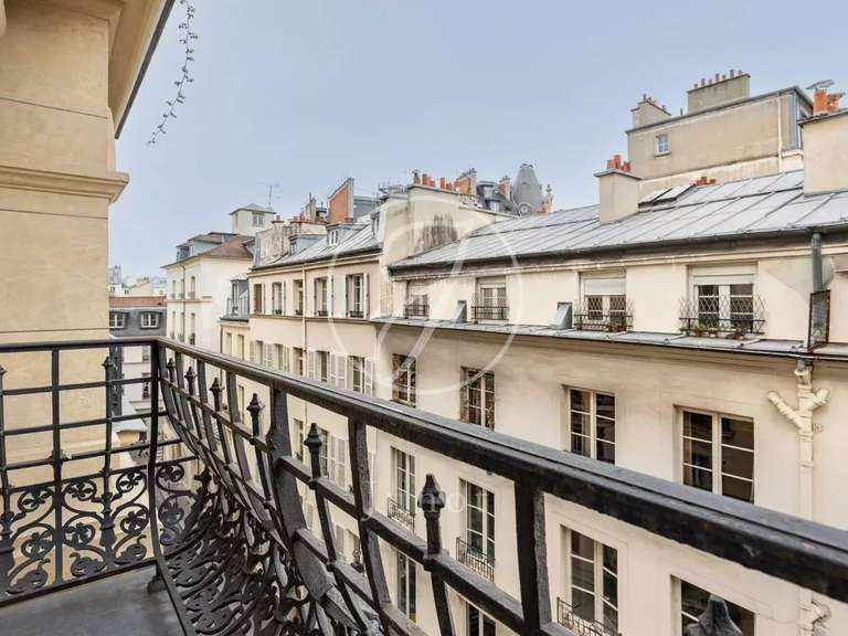 Appartement Paris 4e - 3 chambres - 139m²