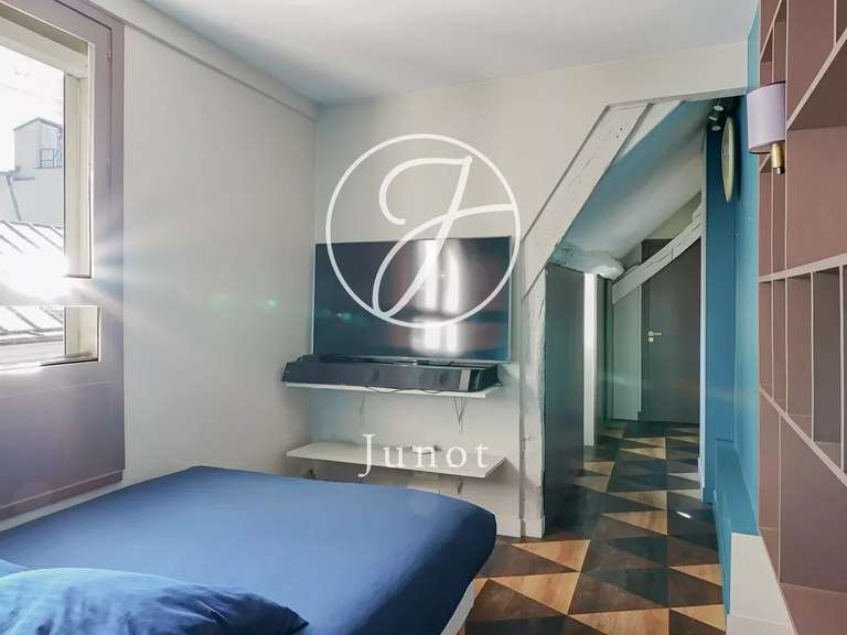 Apartment Paris 4e - 1 bedroom - 71m²