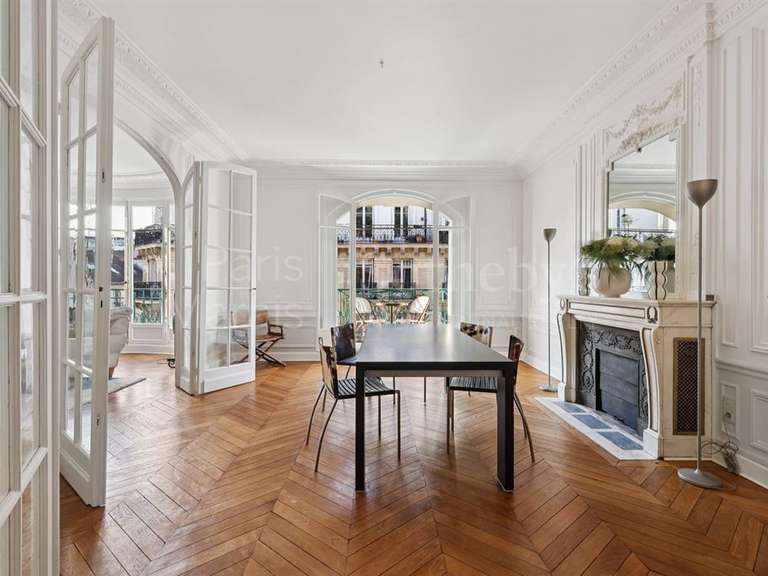 Appartement Paris 4e - 3 chambres - 177m²