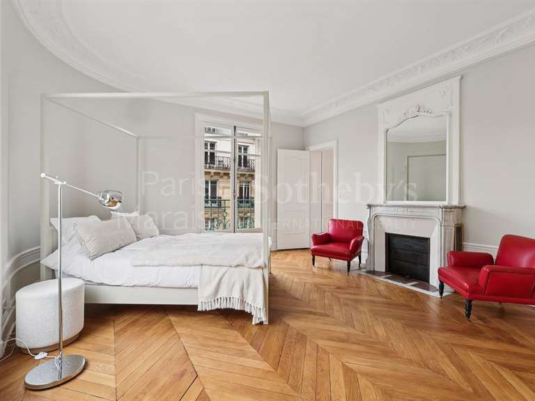 Appartement Paris 4e - 3 chambres - 177m²
