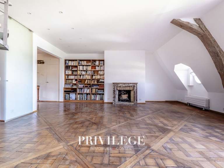 Appartement Paris 4e - 3 chambres - 163m²