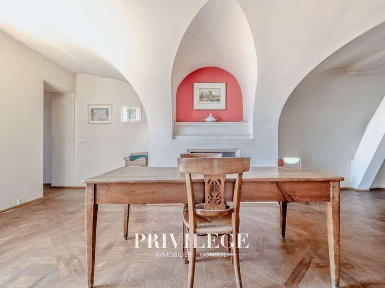 Appartement Paris 4e - 3 chambres - 163m²