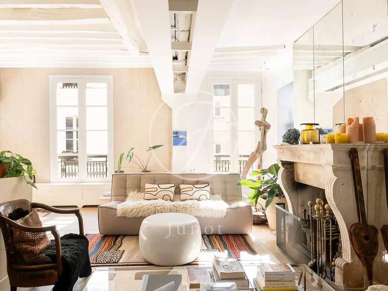 Appartement Paris 4e - 4 chambres - 132m²