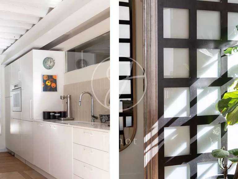 Appartement Paris 4e - 4 chambres - 132m²