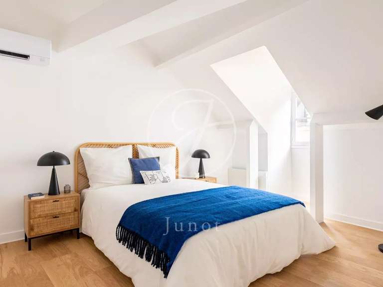 Appartement Paris 4e - 3 chambres - 107m²