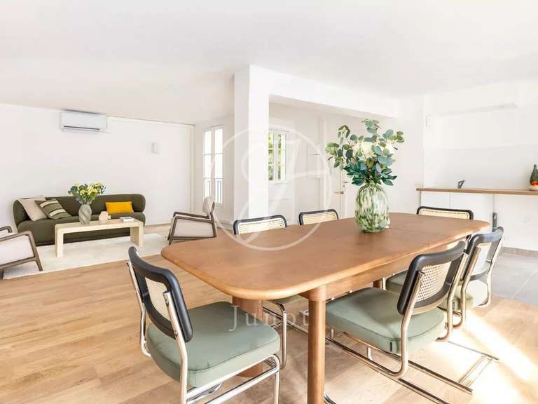 Appartement Paris 4e - 3 chambres - 107m²